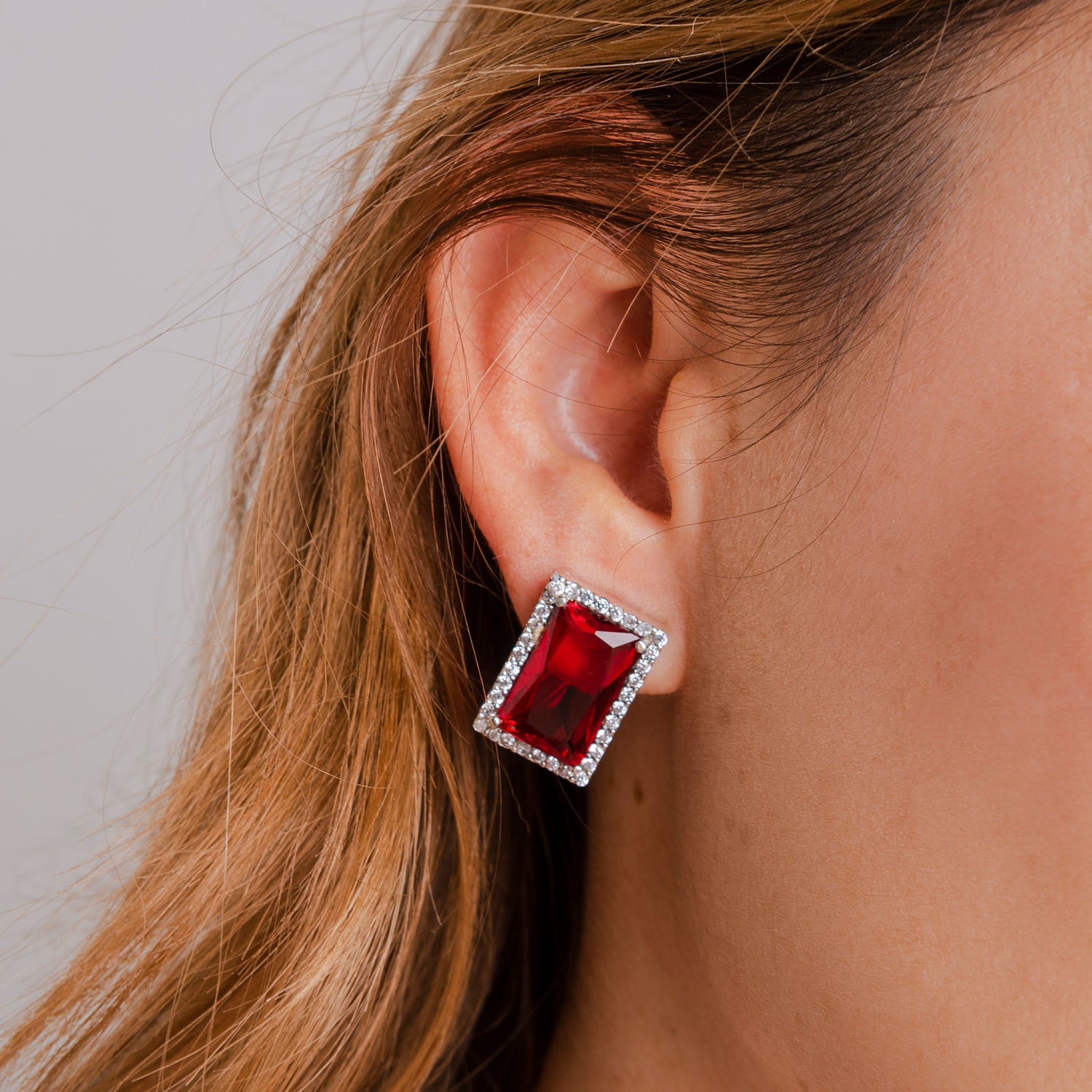 Aretes Alma Carmesí