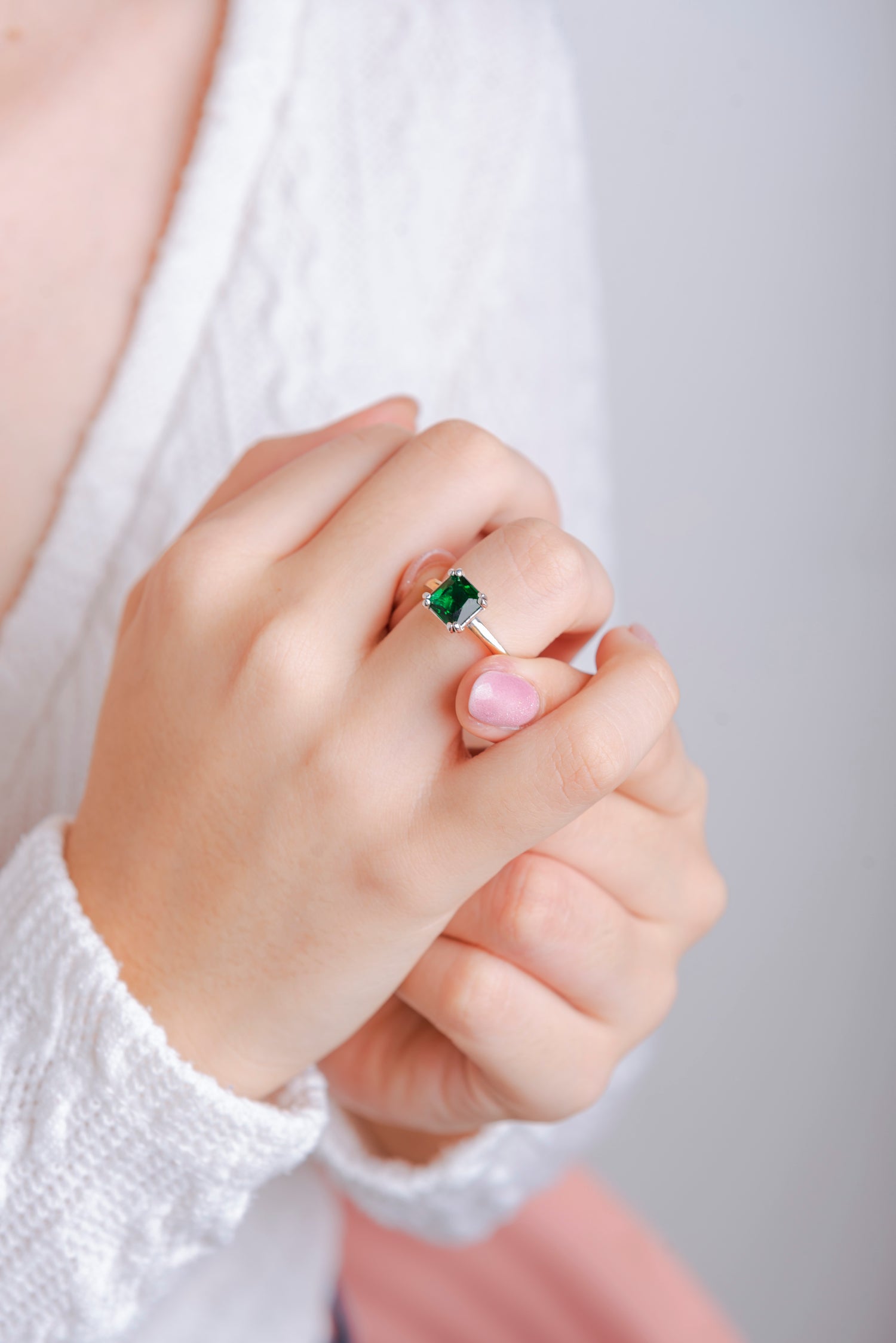 Anillo Esmeralda de Luz